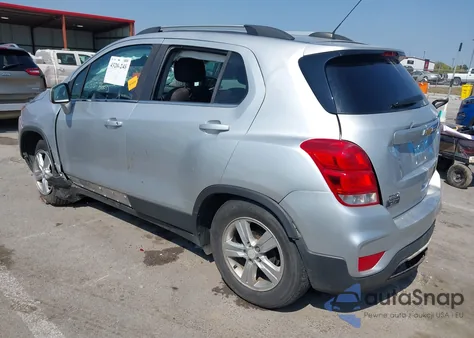 2017 Chevrolet Trax 1Lt из США, поврежденный, VIN 3GNCJLSB9HL290268